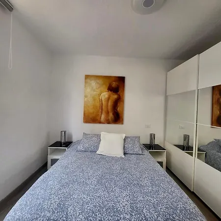 2 Bedrooms Flat 50 Mts Away From Canteras Lägenhet Las Palmas de Gran Canaria