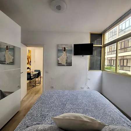 Lägenhet 2 Bedrooms Flat 50 Mts Away From Canteras Las Palmas de Gran Canaria