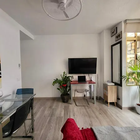 2 Bedrooms Flat 50 Mts Away From Canteras